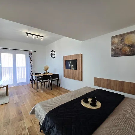 Sowia Nowe Nad Gorskim Potokiem Zachwycajacy Widok Na Gory *