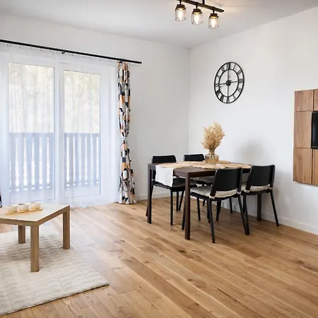 Sowia Nowe Nad Gorskim Potokiem Zachwycajacy Widok Na Gory Stronie Śląskie