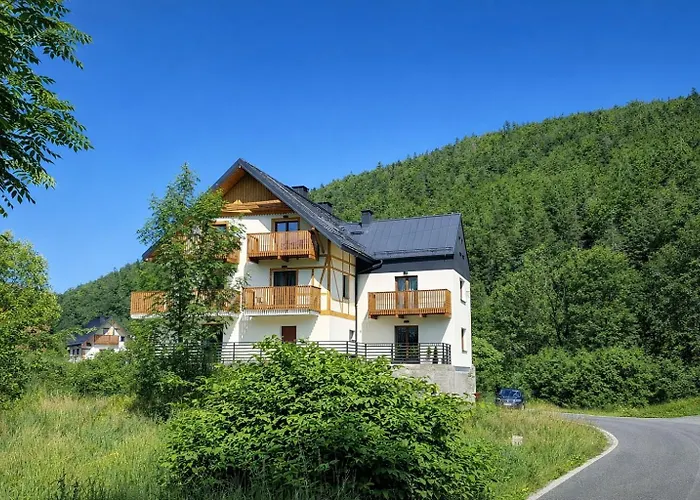 Sowia Nowe Nad Gorskim Potokiem Zachwycajacy Widok Na Gory *